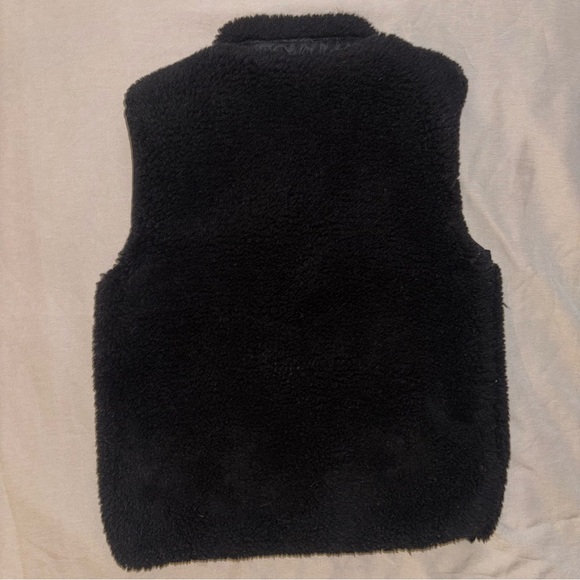 Calvin Klein Black Textured Vest 4T - Picture 6 of 6